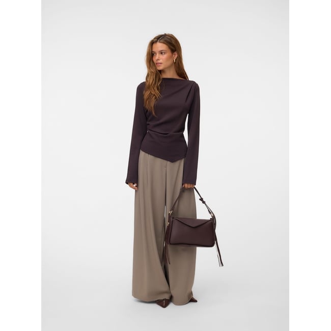 Blouse chocolate torte <span itemprop=