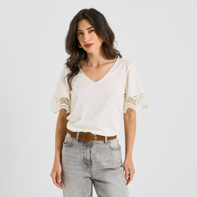 T-shirt manches volantées blanc cassé blanc <span itemprop=