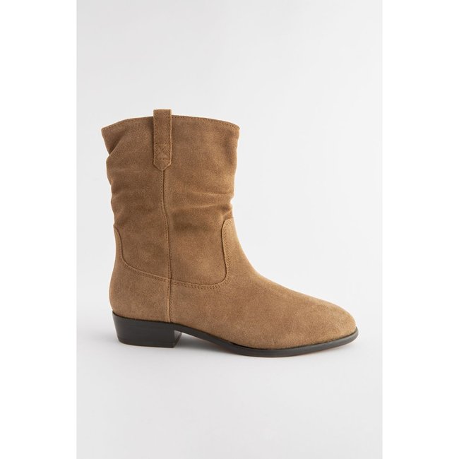 Bottines souples extra larges à enfiler marron fauve <span itemprop=