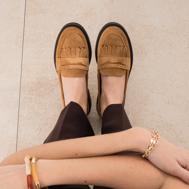 Mocassin en cuir LOUVA camel <span itemprop=