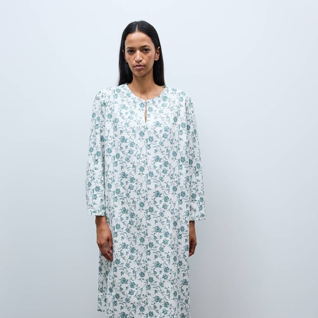 Chemise de nuit imprimée en coton gratté ecru <span itemprop=