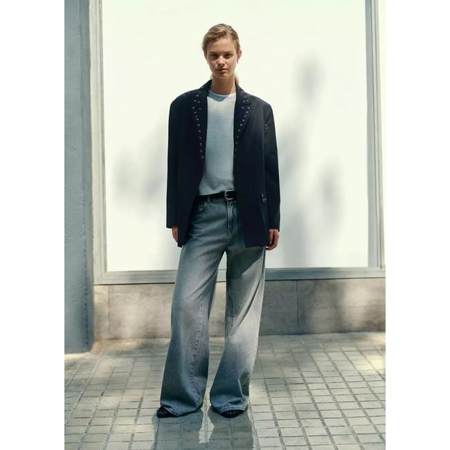 Blazer à revers œillets gris <span itemprop=