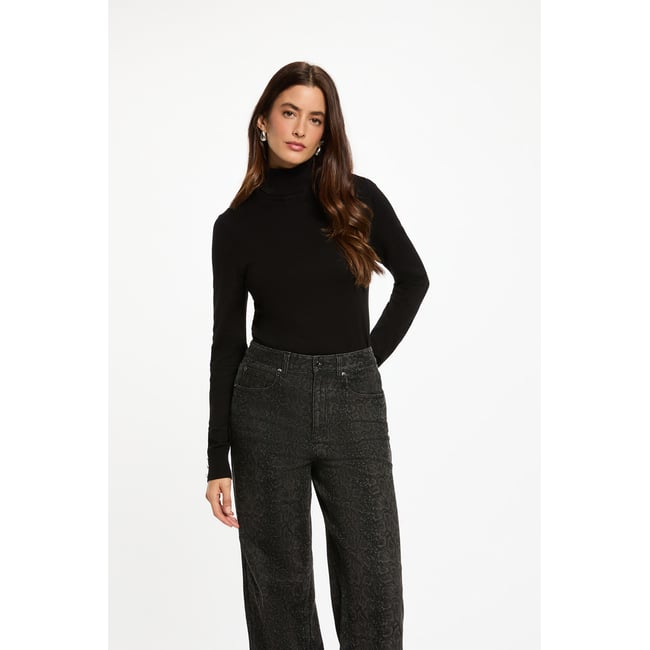Pull col roulé noir <span itemprop=