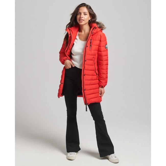 Doudoune mi longue à capuche fourrure d'imitation rouge très vif <span itemprop=