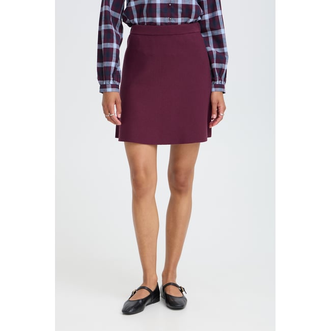 Jupe feminine, longueur aux genoux fig <span itemprop=