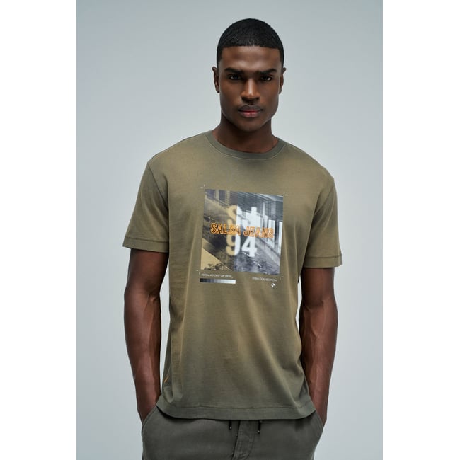 T-SHIRT AVEC IMPRIMÉ ET BRANDING vert kaki <span itemprop=