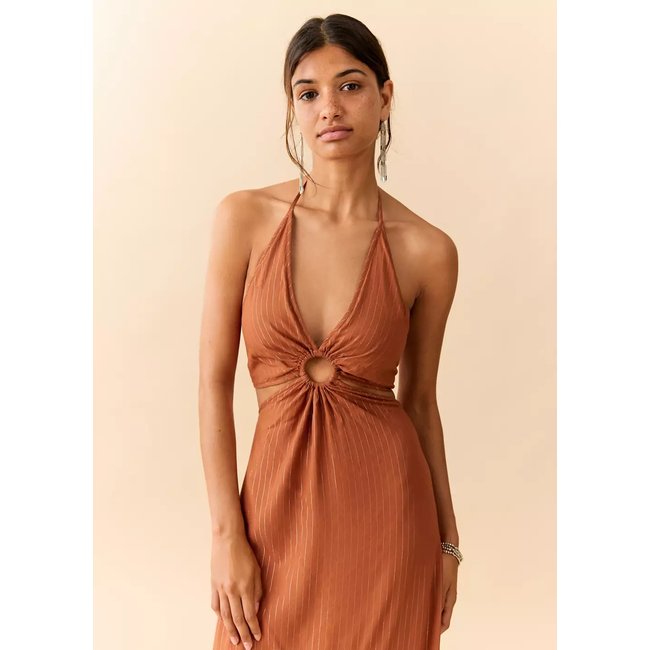 Robe halter détail anneau orange brûlé <span itemprop=