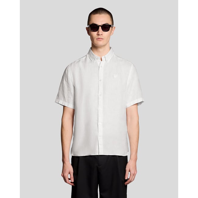 Chemise manches courtes en lin blanc <span itemprop=