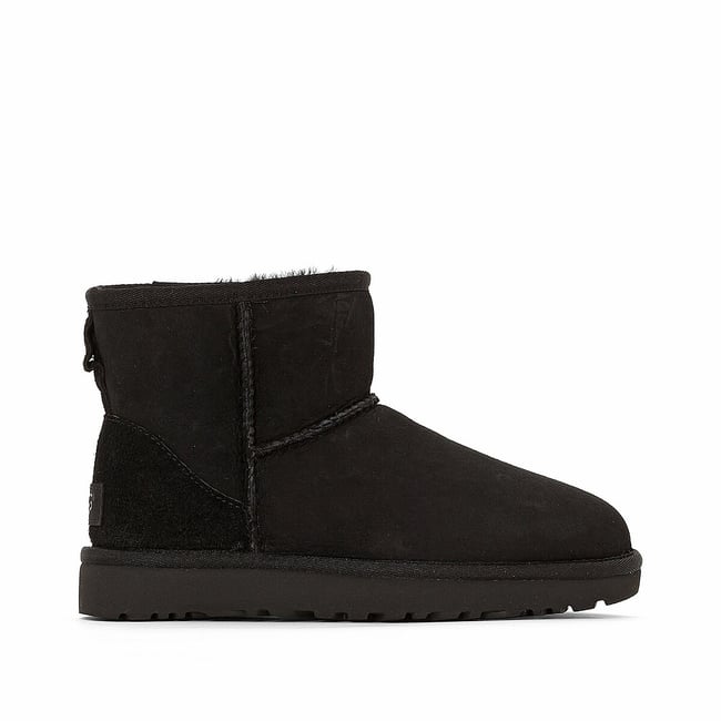 Classic Mini II Ankle Boots with Faux Fur Lining, black, UGG