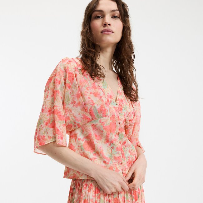 Blusa con cuello de pico y estampado de manga 3/4 estampado multicolor <span itemprop=