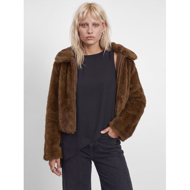 Veste marron - demitasse 1 <span itemprop=