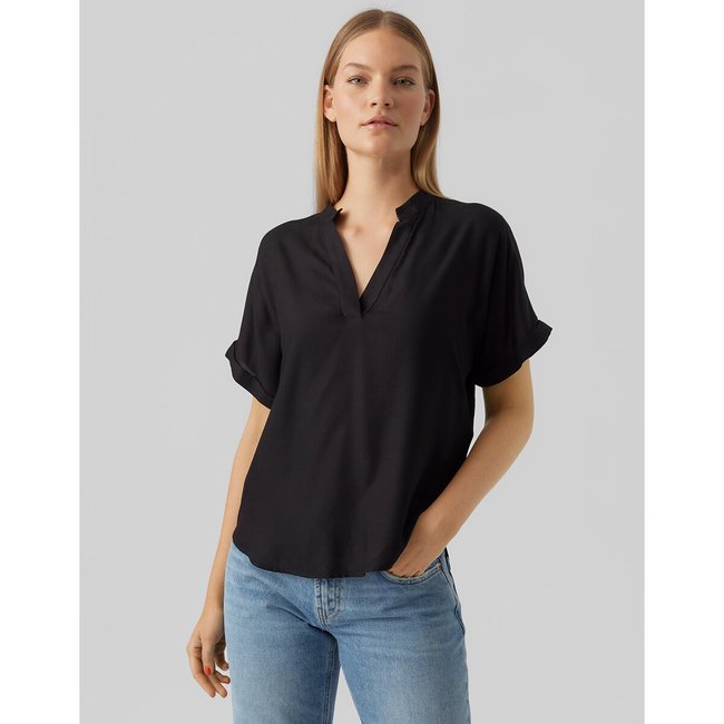 Blusa con cuello de pico y manga corta negro <span itemprop=