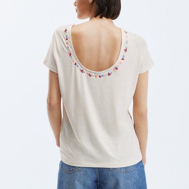 T-shirt de gola redonda, decote bordado - PIECES