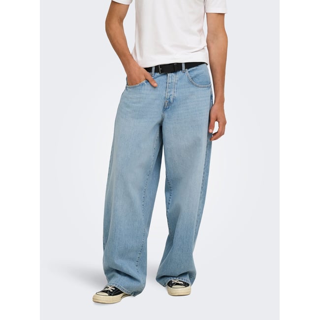 Jean light blue denim <span itemprop=