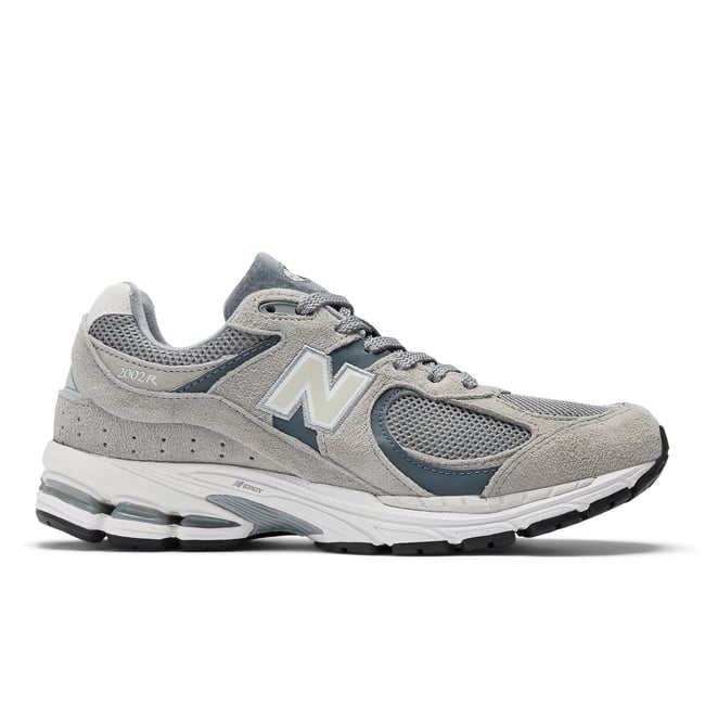Baskets 2002 - NEW BALANCE