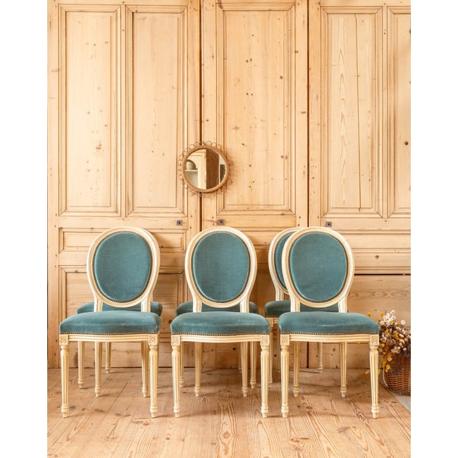 Lot de 6 chaises en bois et tissu bleu Claude N°1463 - Bon état Couleur bleu <span itemprop=