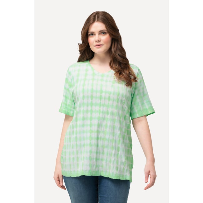 T-shirt à manches courtes et col V. Tissu menthe verte <span itemprop=