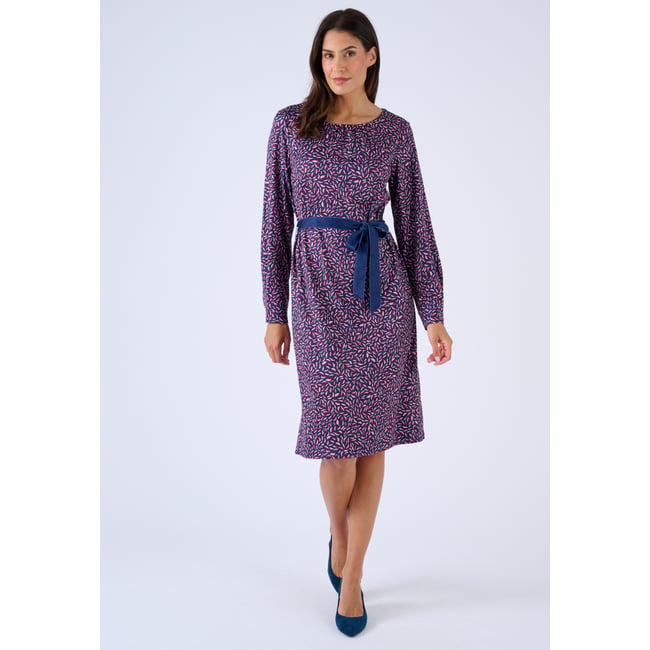 Robe maille chaude bleu marine feuillage <span itemprop=