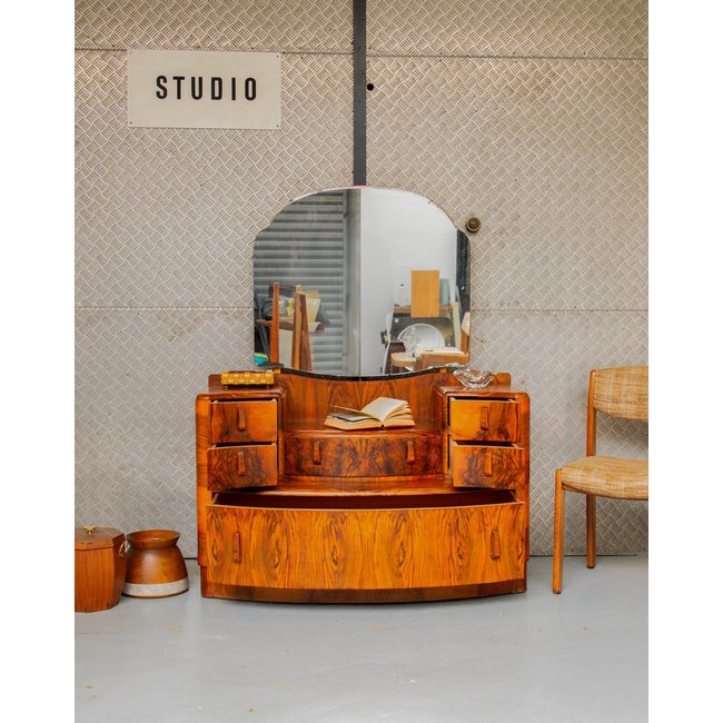 Coiffeuse en bois Louise N°120 - Bon état Couleur bois <span itemprop=