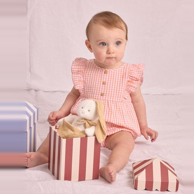 Barboteuse sans manches vichy petit coeur <span itemprop=