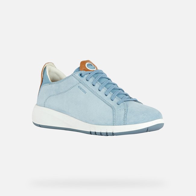 Geox tennis shoes 2025