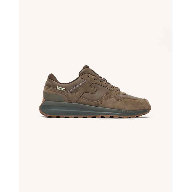 Baskets running en cuir taupe <span itemprop=