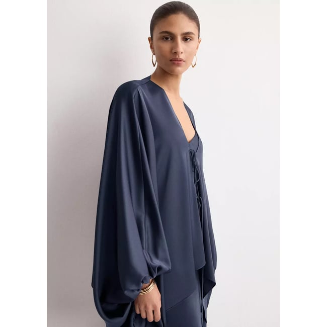 Blouse manches bouffantes bleu nuit <span itemprop=