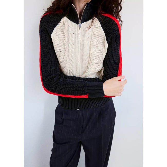 Veste en maille torsadée à rayures contrastées sable <span itemprop=