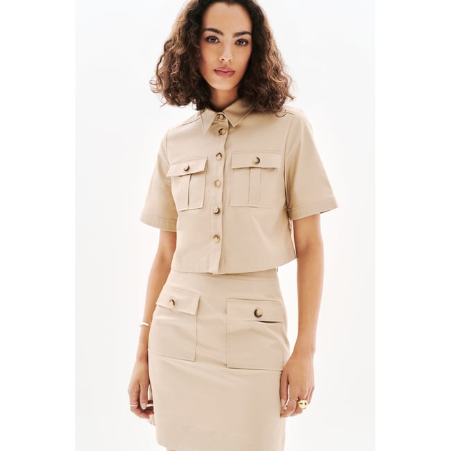Chemise droite cropped CLEO taupe <span itemprop=