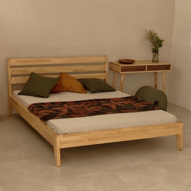 Кровать двуспальная с основанием из массива березы, 160х200 - SO'HOME