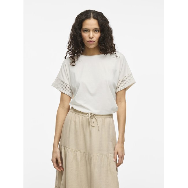 Camiseta con cuello redondo crudo <span itemprop=
