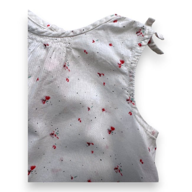Robe bébé - Bon état blanc <span itemprop=