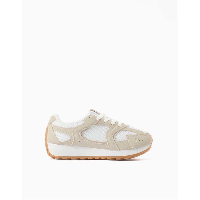 Baskets avec lacets et semelle en caoutchouc antidérapante beige <span itemprop=