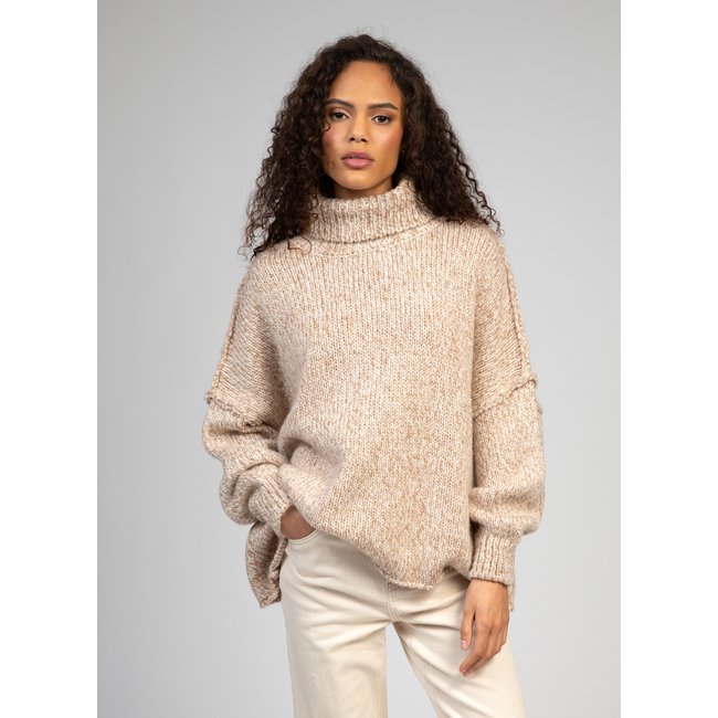 PULL LEJOKARI CH - AN'GE