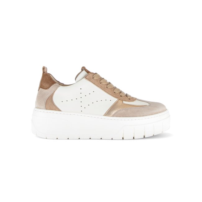 Baskets en cuir à talon compensé beige <span itemprop=