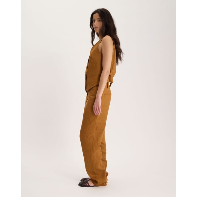 Gilet Sanite en lin marron <span itemprop=