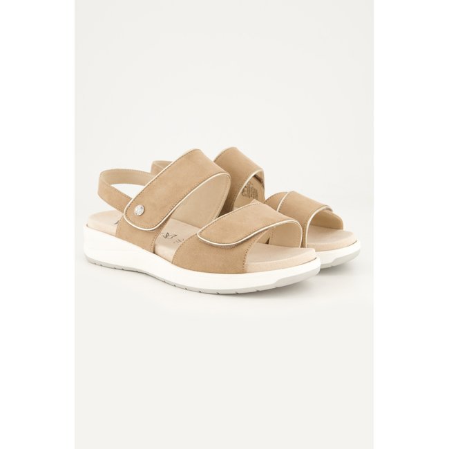 Sandales en cuir. Semelle - CAPRICE