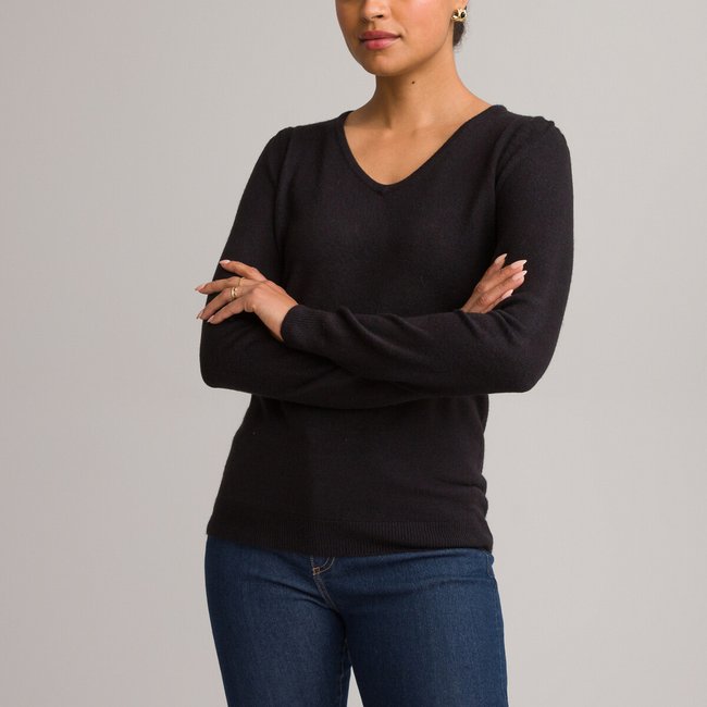 Fine Soft Knit Jumper with V-Neck - ANNE WEYBURN