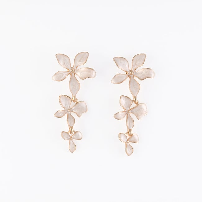 Boucles d'oreilles 3 fleurs ivoire ivoire <span itemprop=