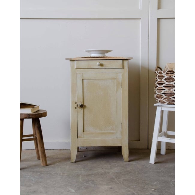 Buffet confiturier Gilbert N°1604 - Bon état Couleur beige <span itemprop=