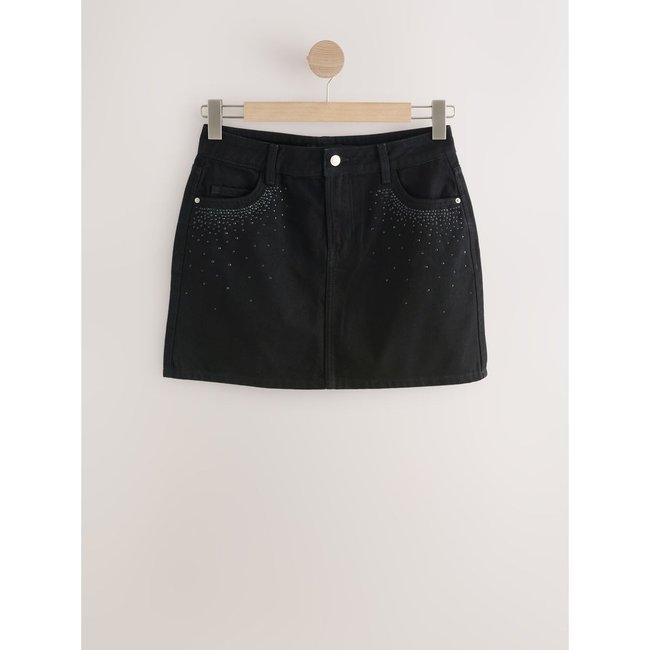Minijupe en jean à poches et ornements noir <span itemprop=