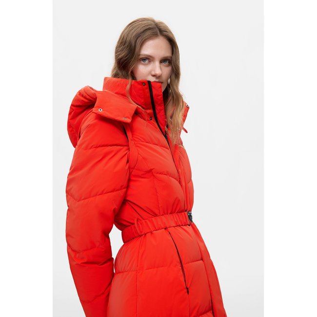 Manteau long matelassé orange <span itemprop=