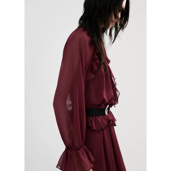 Robe longue à volants bordeaux <span itemprop=