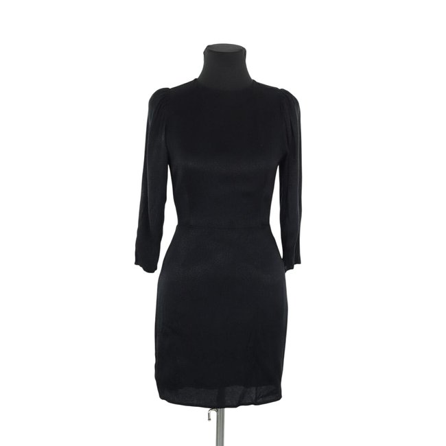 Robe - Bon État noir <span itemprop=