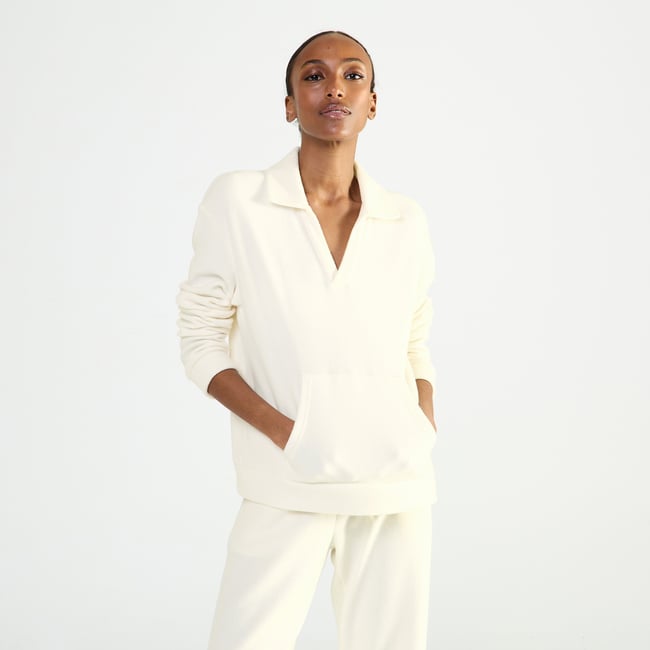 Sweat col polo en polaire RÉCONFORT lait <span itemprop=