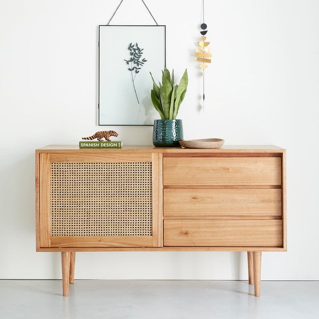 Commode en bois massif et cannage 135 cm  HANA Couleur naturel <span itemprop=