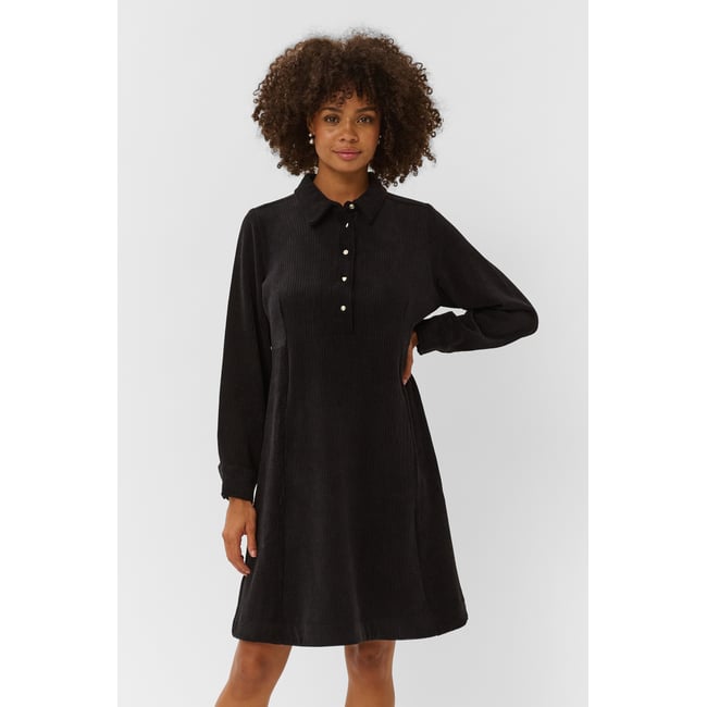Robe noir <span itemprop=
