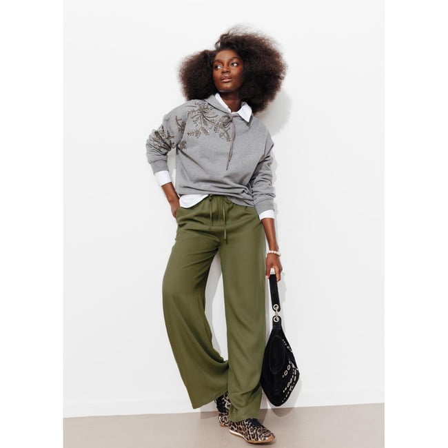 Pantalon large ceinturé kaki <span itemprop=