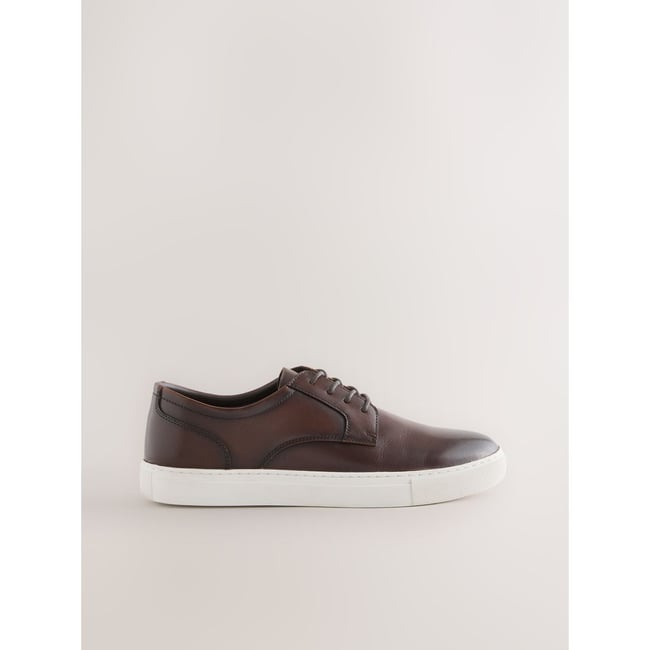 Chaussures derby sport-chic marron <span itemprop=