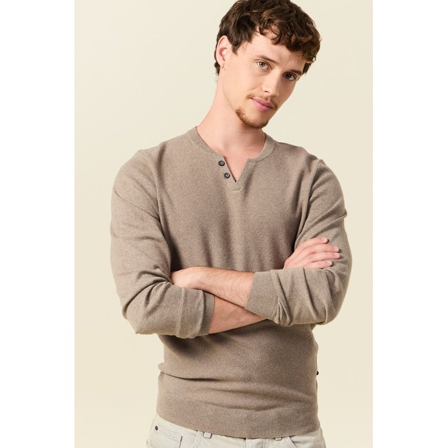 Pull manches longues vert kaki <span itemprop=